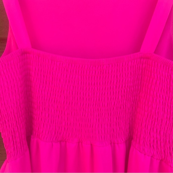 Hot pink dress - Picture 3 of 6